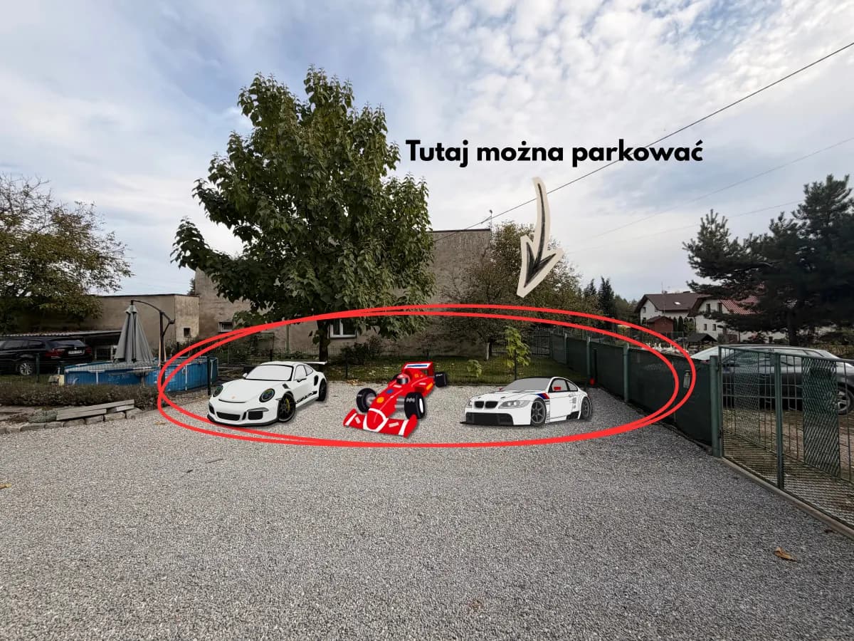 Żwirowy plac, na którym można parkować